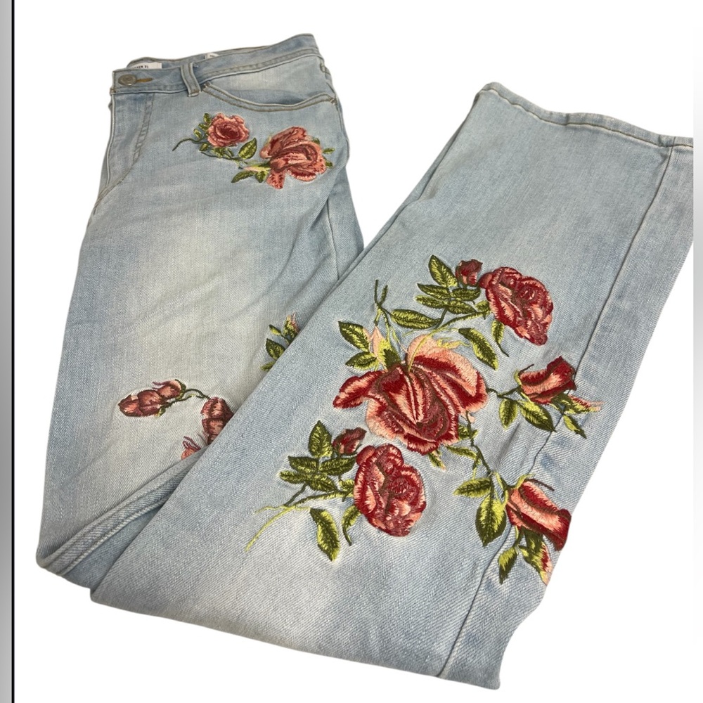 Floral Embroidered Light Blue Jeans